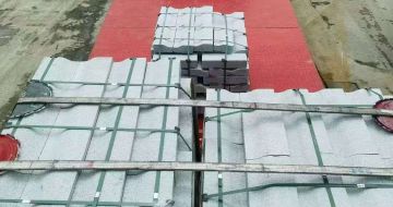 平凉 芝麻白仿形加直形路沿石出货日常