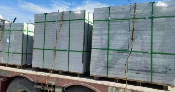 平凉 芝麻白花岗岩地铺石装车日常