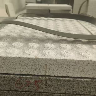 平凉 芝麻白花岗岩6.0公分荔枝面五轴加工雕刻盲点