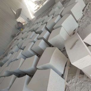 平凉 白麻花岗岩异形坐凳