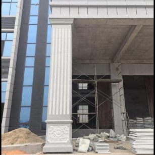 平凉 芝麻白光面花岗岩门楼大柱（罗马柱）配雕花底座