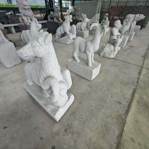 平凉 芝麻白花岗岩造型立体雕刻——十二生肖