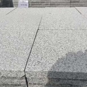 平凉 白麻花岗岩石材推荐 荔枝面地铺石