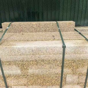 平凉 黄金麻花岗岩石材机切面栏杆料半成品