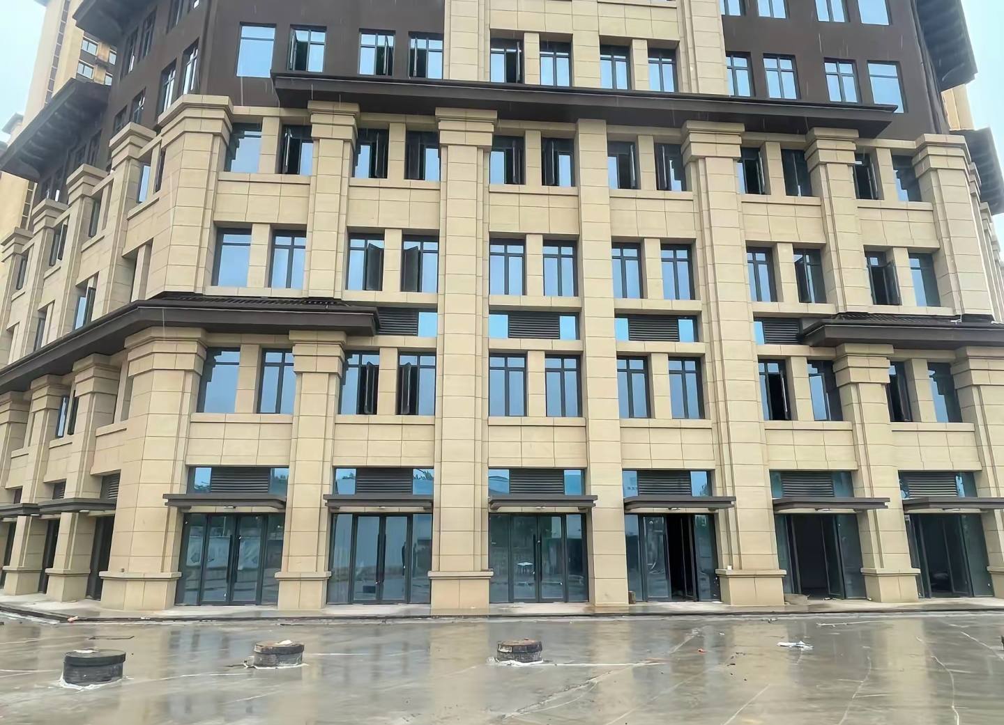 平凉 黄金麻花岗岩荔枝面小区外墙干挂