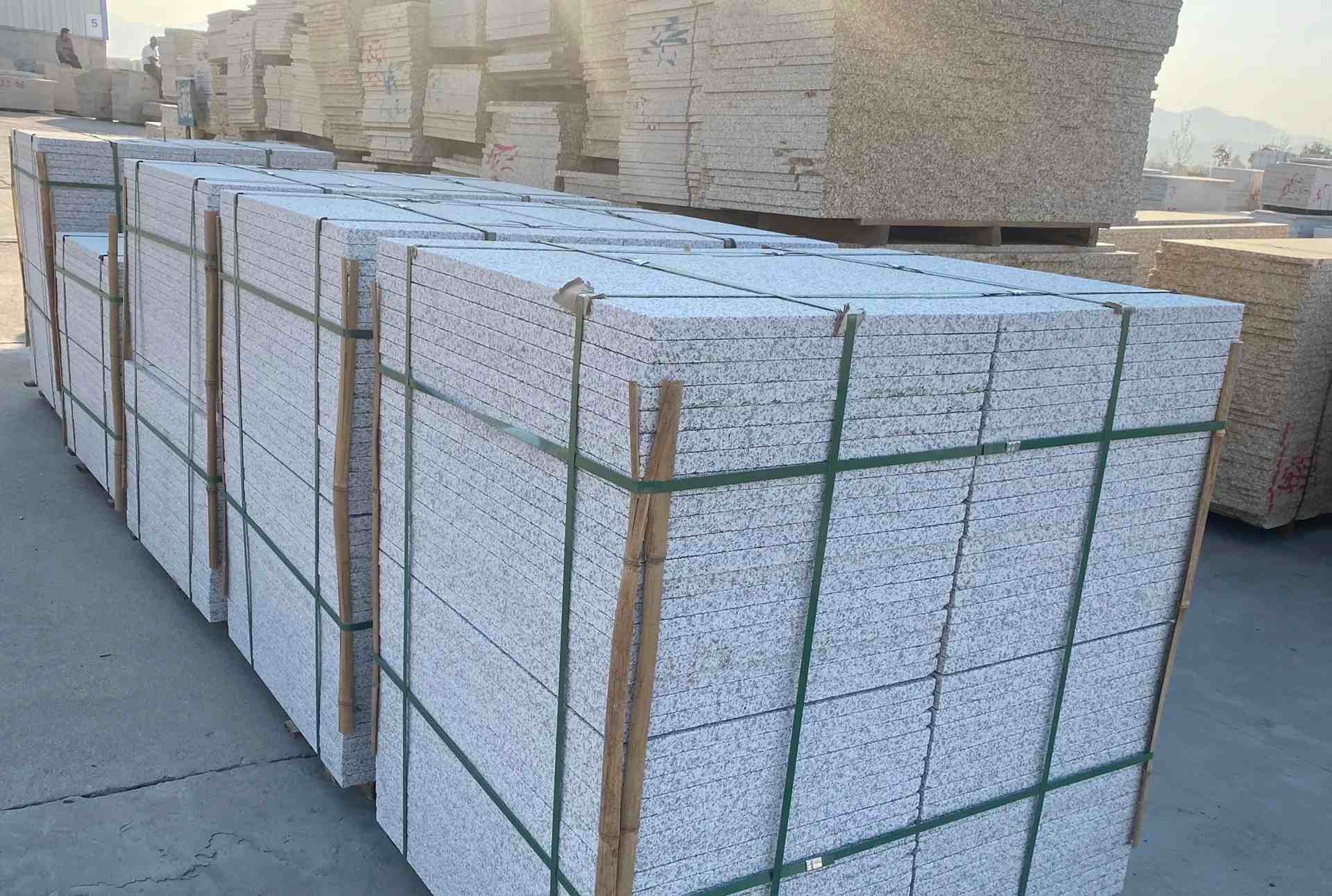 平凉 白麻花岗岩荔枝面地铺石