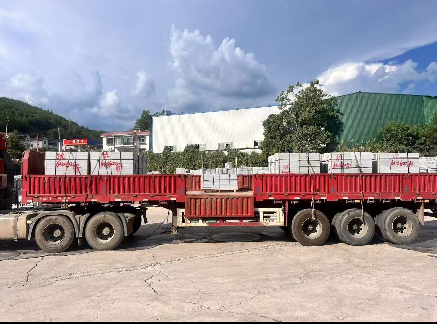 平凉 芝麻灰花岗岩地铺石出货日常