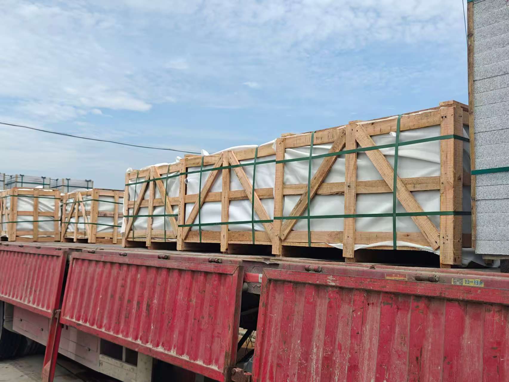 平凉 芝麻白花岗岩地铺石出口专车-泰国游