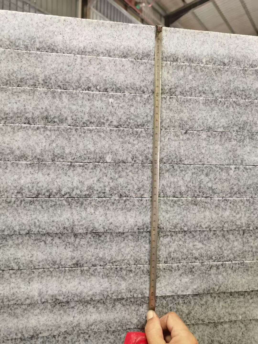 平凉 芝麻白火烧成品厚薄均匀，B料价格接近A料质量