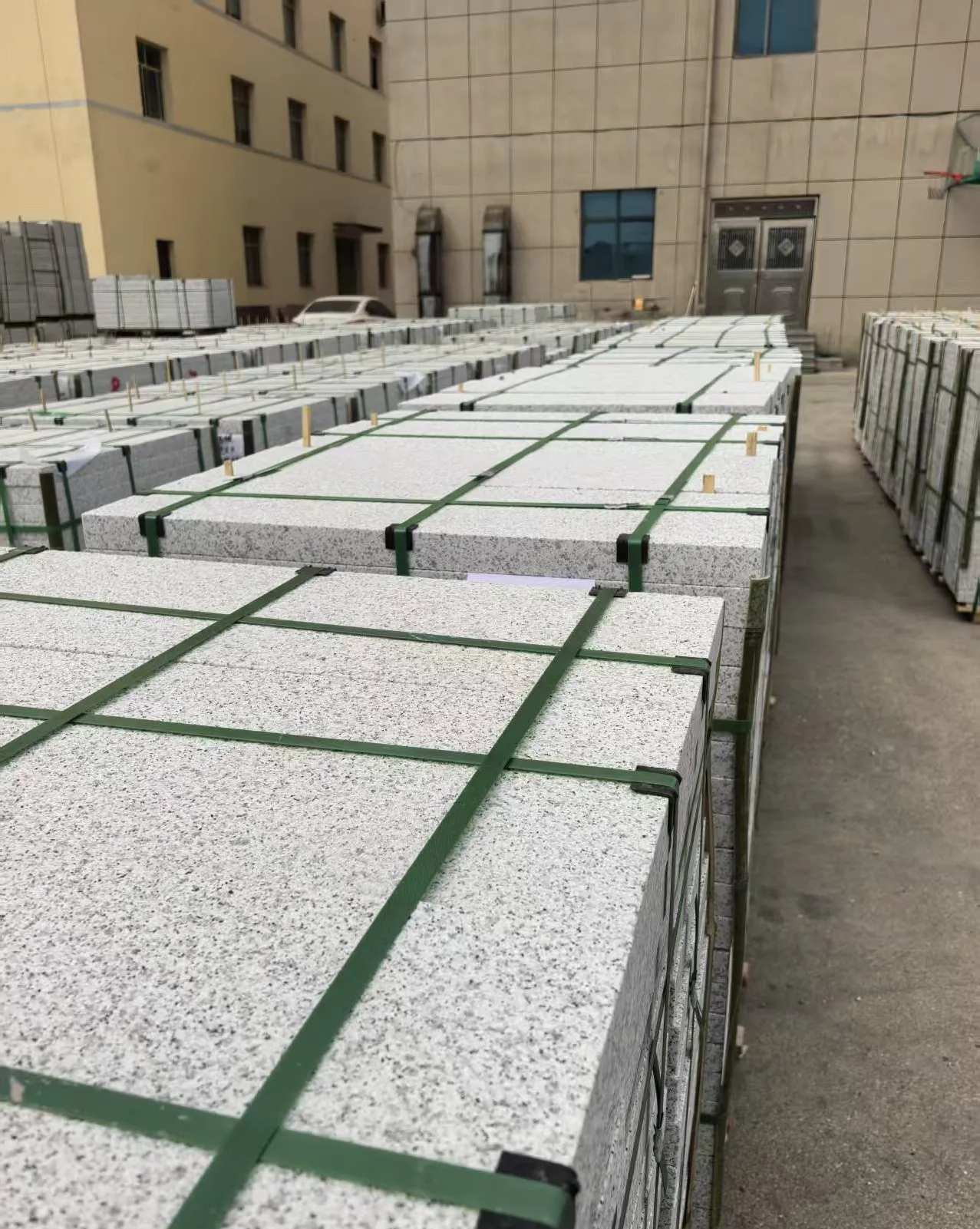 平凉 白麻花岗岩5.0公分荔枝面地铺石