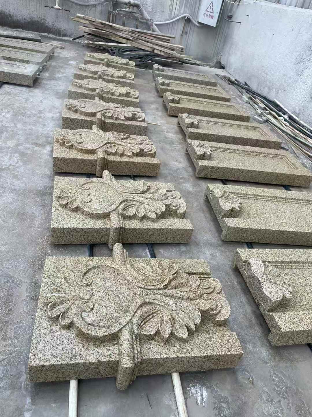 平凉 黄金麻花岗岩别墅外墙雕刻板