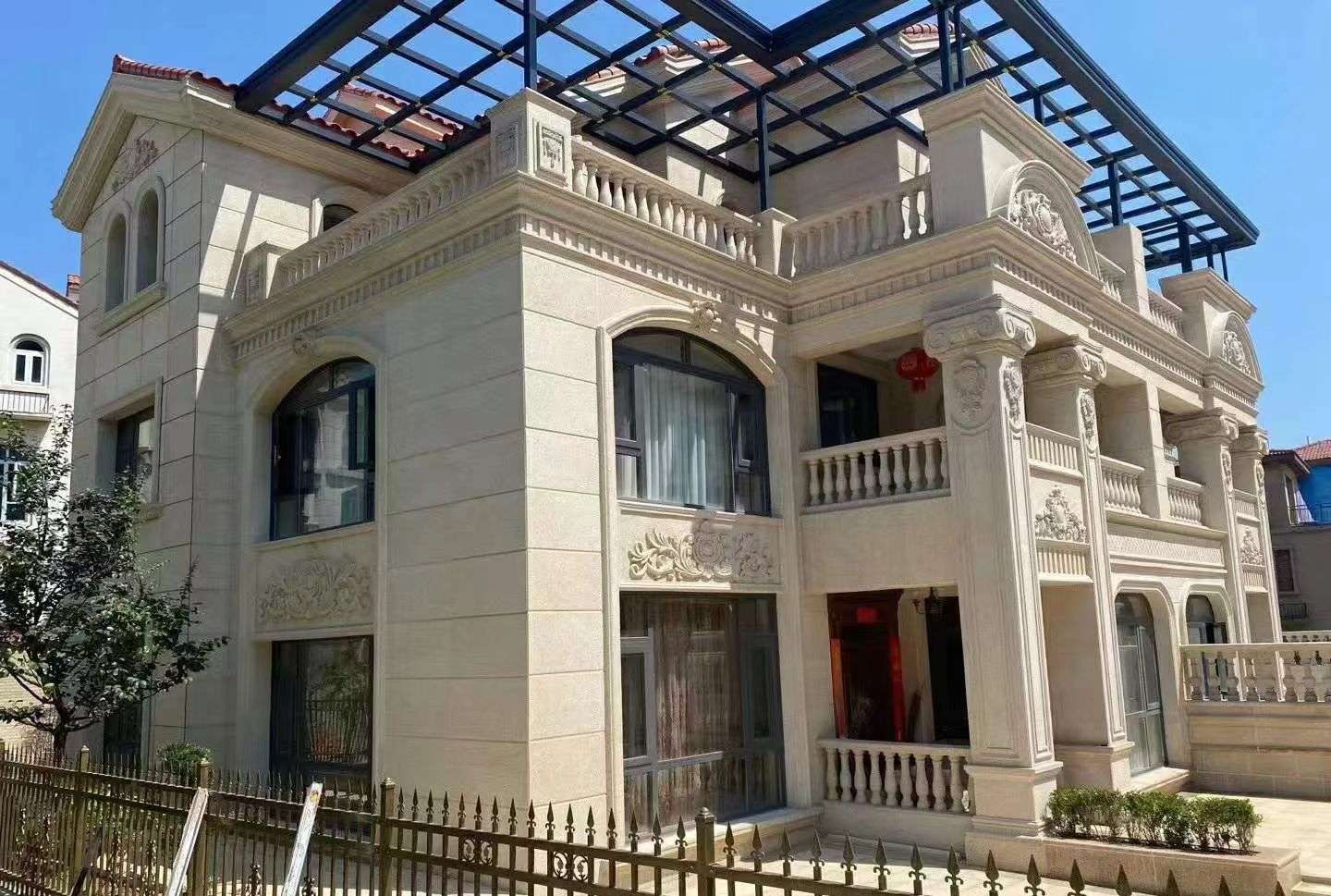 平凉 黄金麻花岗岩荔枝面别墅外墙干挂